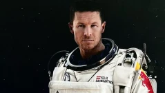Феликс Баумгартнер, който скочи от ръба на Космоса, загина по време на полет