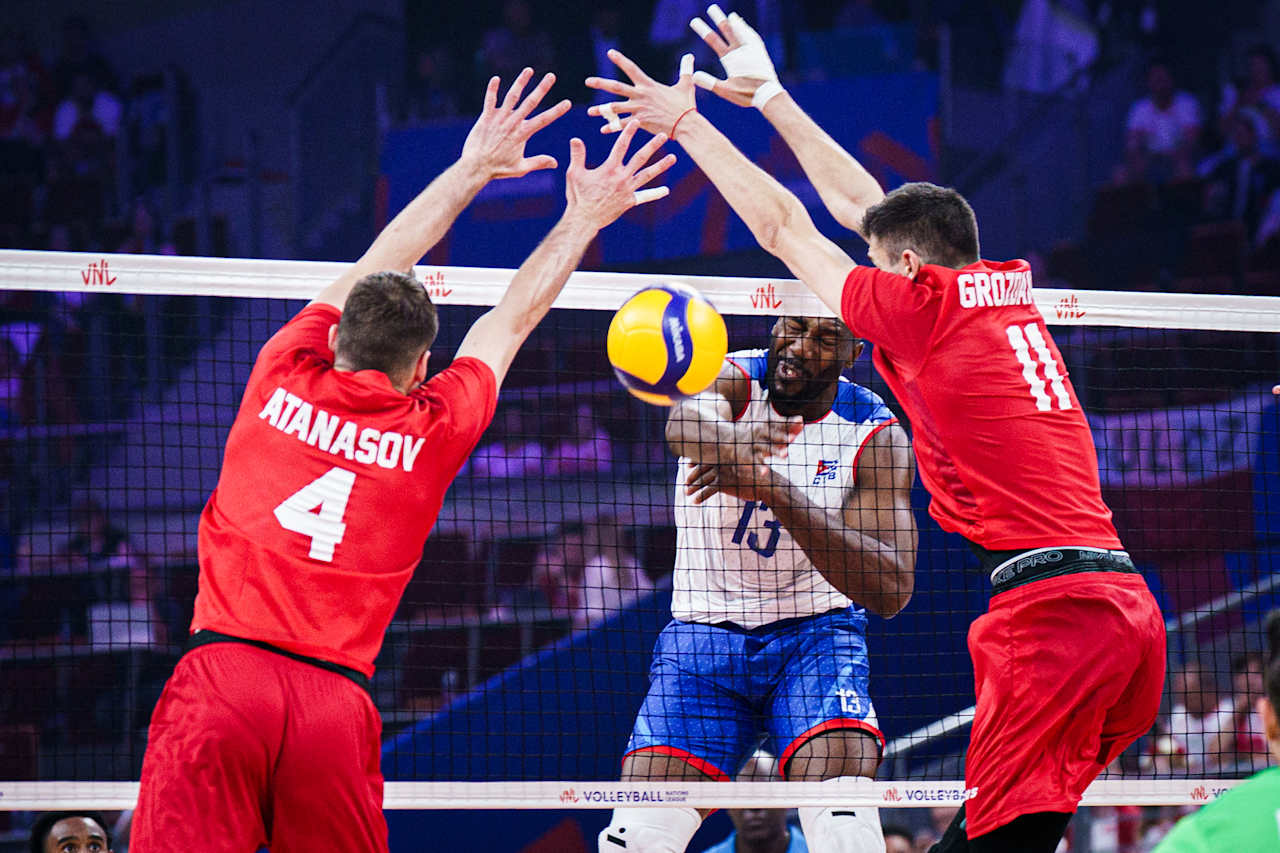 05 00 UFC Халауей срещу Порие МАХ Спорт 206 00 Тенис турнир