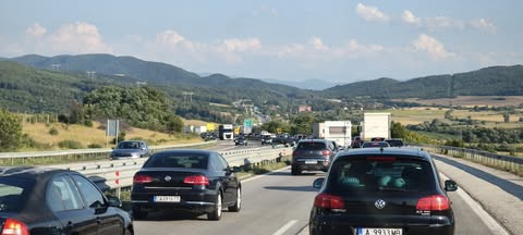 Километрично задръстване се е образувало на автомагистрала Тракия след 100 ия