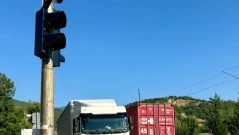 Няма да премахват светофара в Кресна