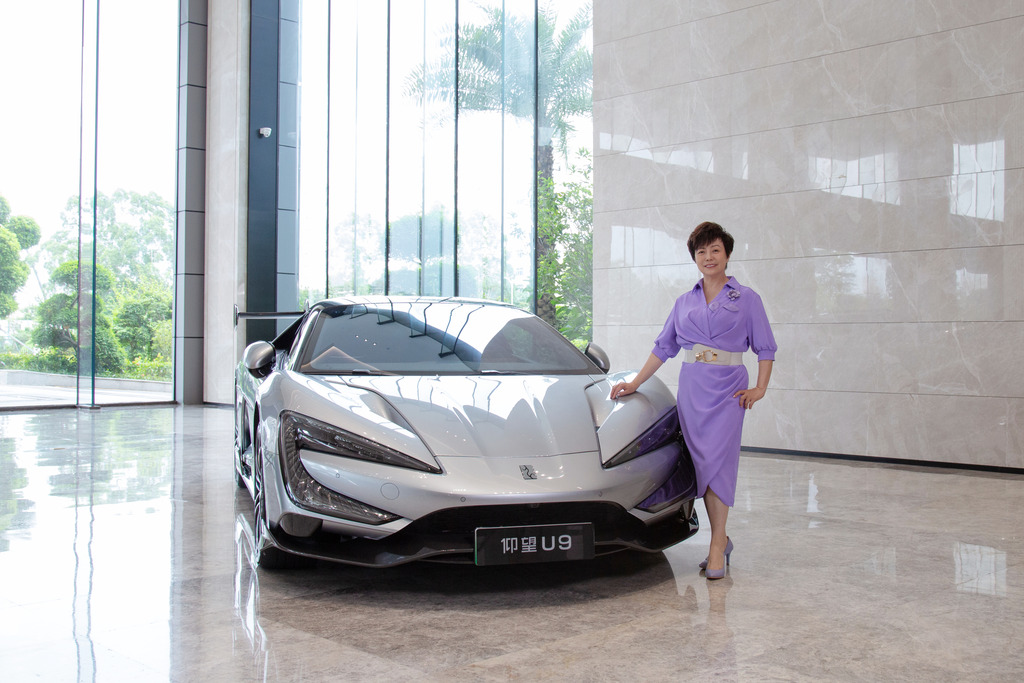 За 1 секунда BYD акумулира енергия за изминаване на 2