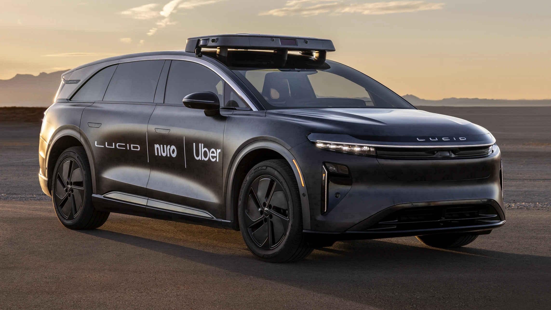 Компанията за споделено пътуване Uber планира да предлага роботизирани таксита