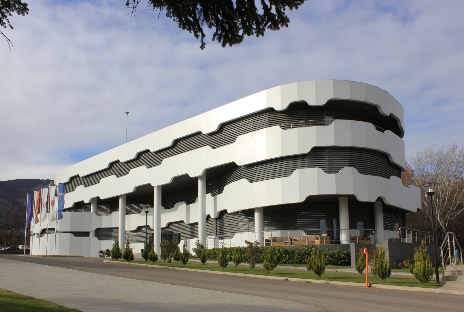 Българският футболен съюз намери начин да парира опитите на родните