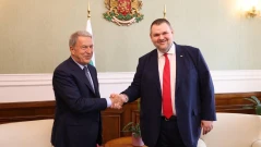 Пеевски посрещна ген. Хулуси Акар, председател на комисията по отбрана на Меджлиса