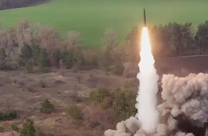 Руските производители на отбранителни продукти работят денонощноИндийска фирма е доставила