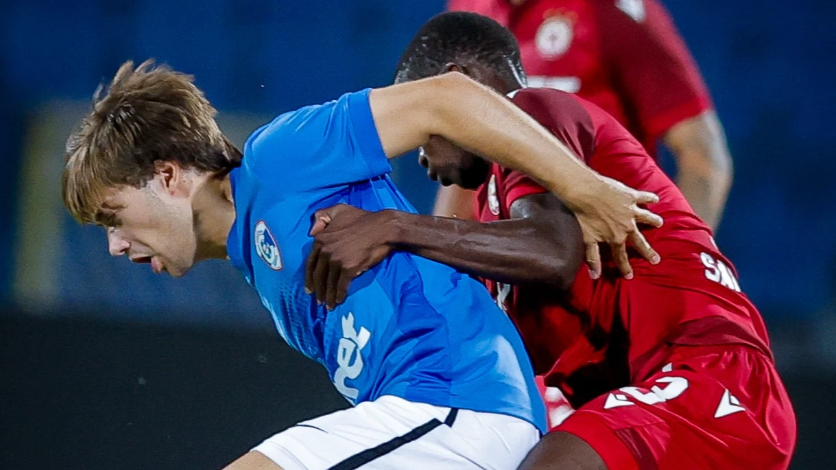 Думата почти в заглавието е единствено заради впечатляващите темпове на