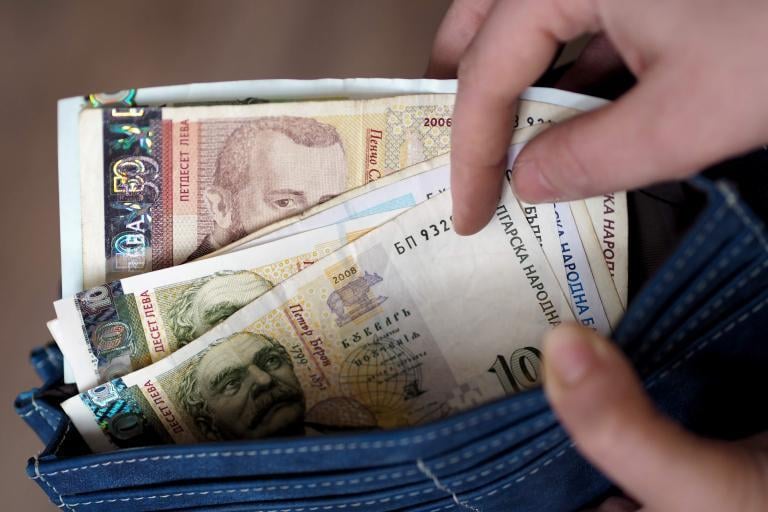 Подготовка за бюджета за 2026 г В частния сектор повишението е