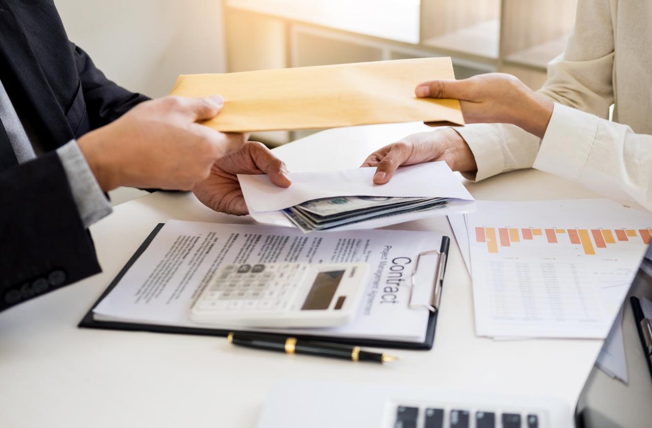 Да помним че в реалния живот духовните ценности все още