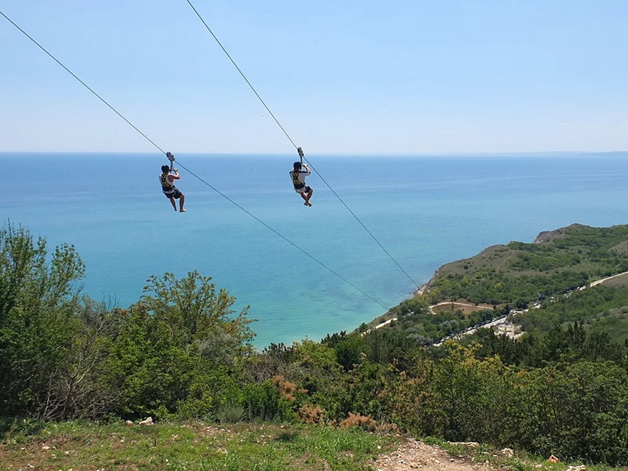 Въжен тролей ще прекосява Морската градина до плажаСтартовата станция ще