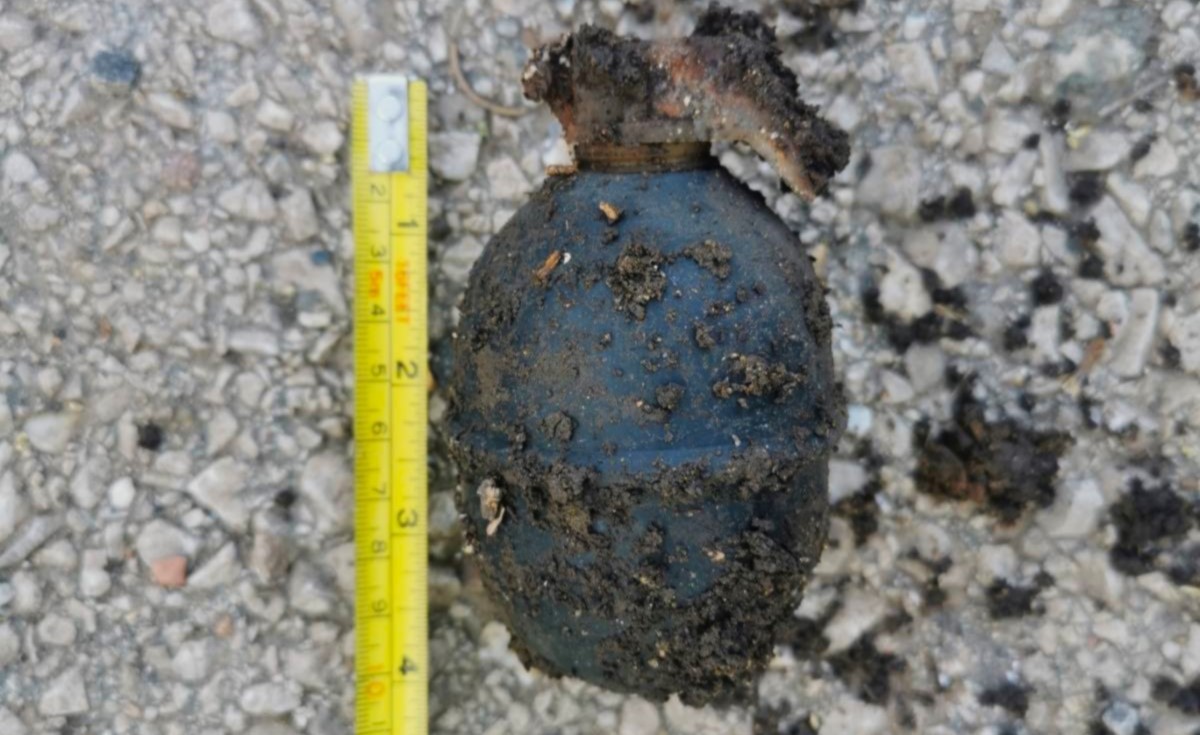 Специализиран екип от 78 ми батальон за осигуряване под ръководството на