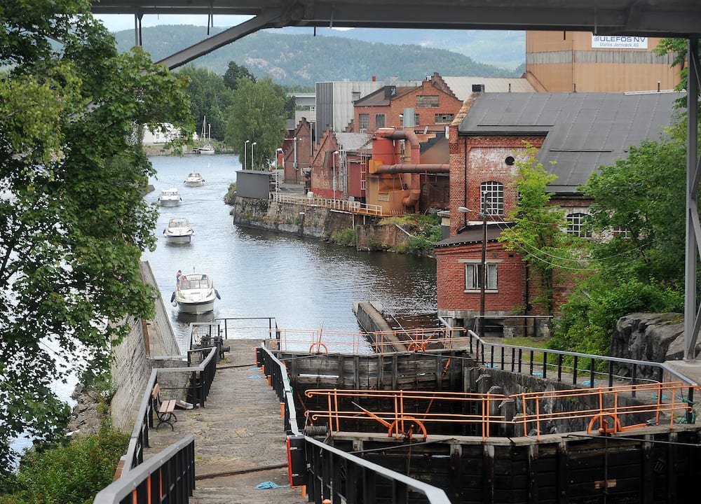 В Улефос е най голямото находище на редкоземни елементи на
