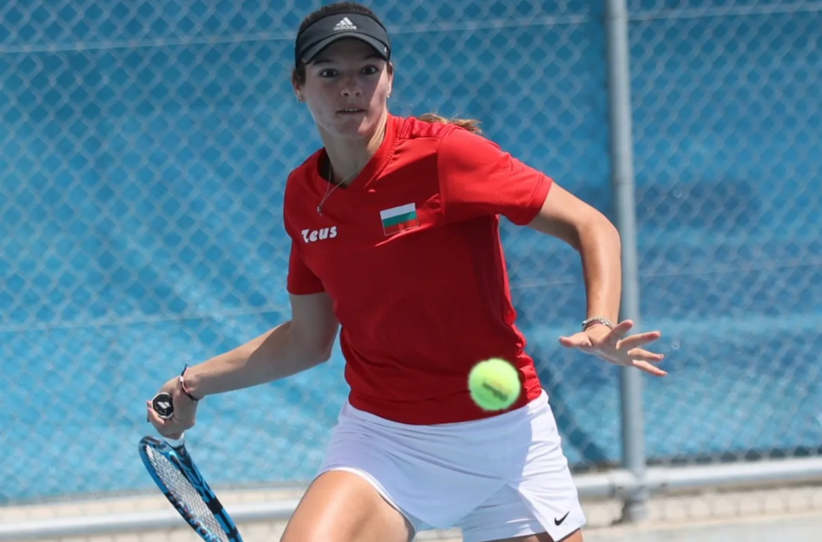 Националката на България за Били Джийн Кинг Къп Лиа Каратанчева