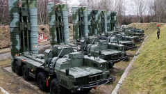 Руската армия превъоръжава войските си за противовъздушна отбрана със системите С-350 „Витяз“ и С-400 „Триумф“