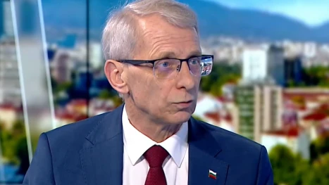 Николай Денков