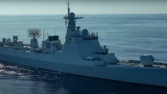 Китайските военноморски сили поръчват два нови разрушителя тип 052DM: Колко способни са те?