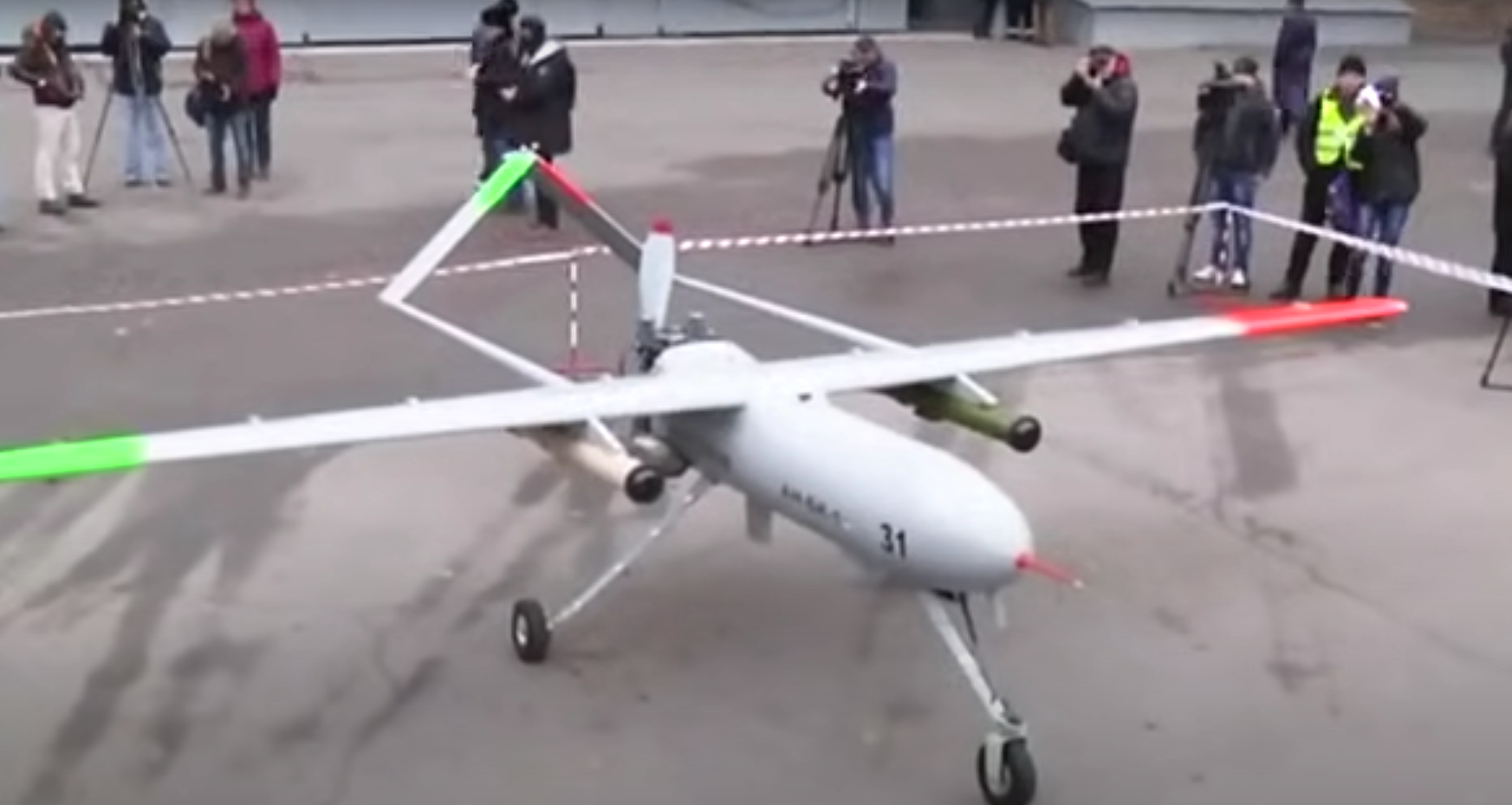 Стратегическите бомбардировки са критичен компонент на съвременната война като парализират