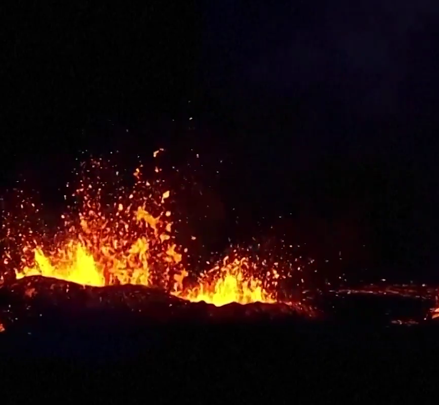 Издаден е оранжев авиационен код за опасностВулканът Килауеа в щата