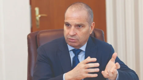 Гроздан Караджов