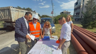 Доставката на оборудването започна по графикИнтересът е голям няма да