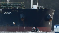 Финландия повдигна обвинения на екипажа на руския кораб Eagle S за саботаж на кабели