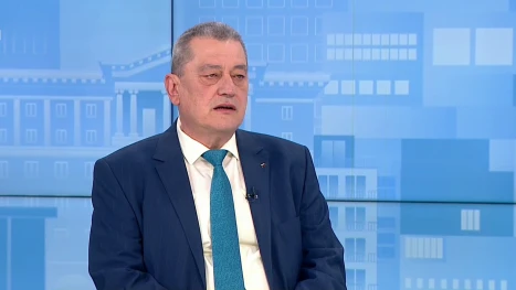 Николай Николов