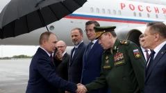 Путин остана изненадан в ядрената база в Саров - запозна се с първата жена помощник-капитан на ядрен ледоразбивач