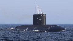 Руски и китайски подводници провеждат първия съвместен патрул