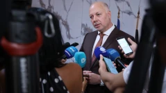 Желязков: Работата на правителството не е да политиканства