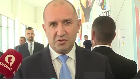 Румен Радев