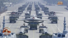Китай показа военна мощ на парада по случай 80-годишнината от края на Втората световна война (ВИДЕО/СНИМКИ)