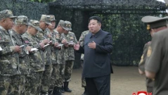 Ким Чен Ун намекна, че Северна Корея има секретни оръжия