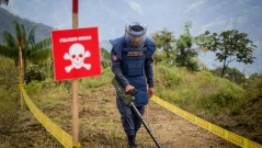 Тотална война: Пет страни от НАТО поставят противопехотни мини по протежение на 3000 км граница с Русия