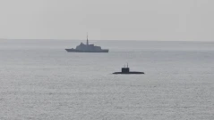Руска подводница е изплувала във водите на НАТО