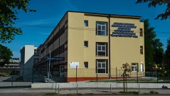 Две деца и възрастен с изгаряния на очите заради UV лампа в Инфекциозна болница в София