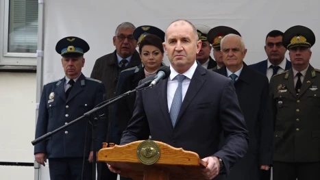 Румен Радев