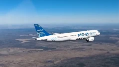 Изцяло без вносни части: Руският пътнически самолет MC-21 извърши тестов полет
