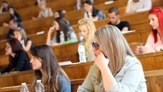 Гърция слага край на ерата на „вечния студент“