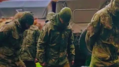 МО на Русия: Обкръжените украински войски при Купянск започнаха да се предават