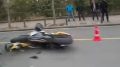 Катастрофа с мотор и две коли на бул. "Васил Левски" в София (ВИДЕО)