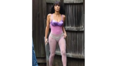 Бианка Ченсори провокира с облекло и в родината си Австралия