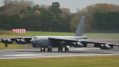 Американският отговор на руските системи „Посейдон“ и „Буревестник“: Забелязана е крилата ракета тип „стелт“ под B-52H