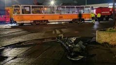 Катастрофа между два трамвая и бус в София