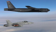 Стратегически бомбардировач на САЩ репетирa удари на 50 км от руската граница