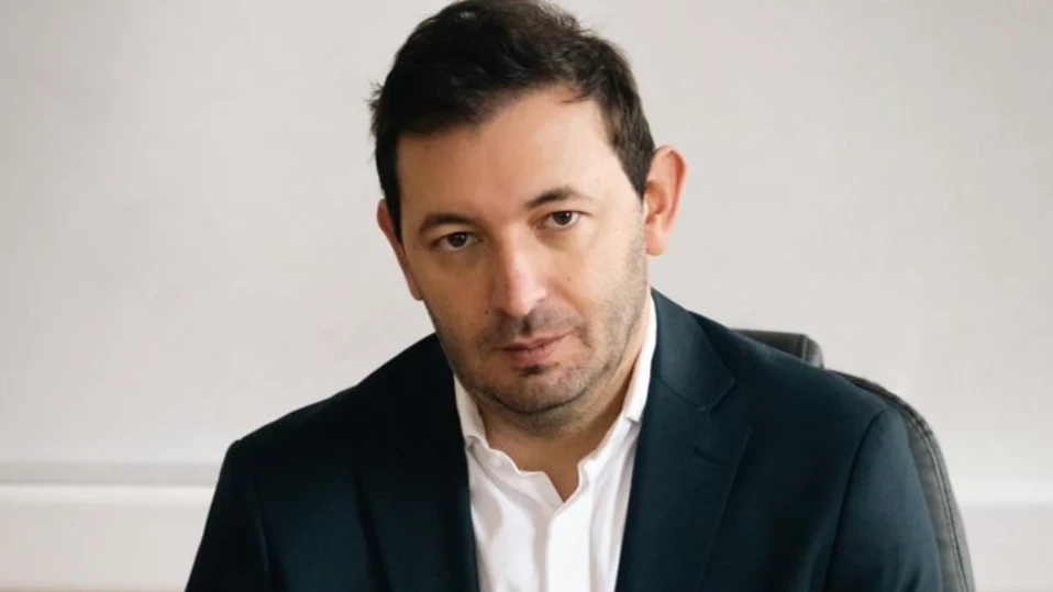 Никола Барбутов