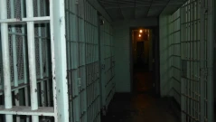 "Телефони, спринцовки и игли": Арест на надзиратели във варненския затвор