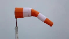 Жълт код за силен вятър в половин България утре