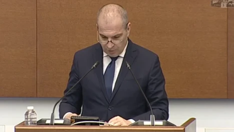 Гроздан Караджов