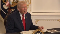 Доналд Тръмп обяви, че е отменил всички документи, подписани от Джо Байдън с автописалка