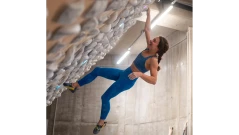 От първия допир с хватката до най-голямата катерачна зала на Балканите