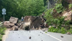 Проходът Троян-Кърнаре е затворен временно заради свлачище